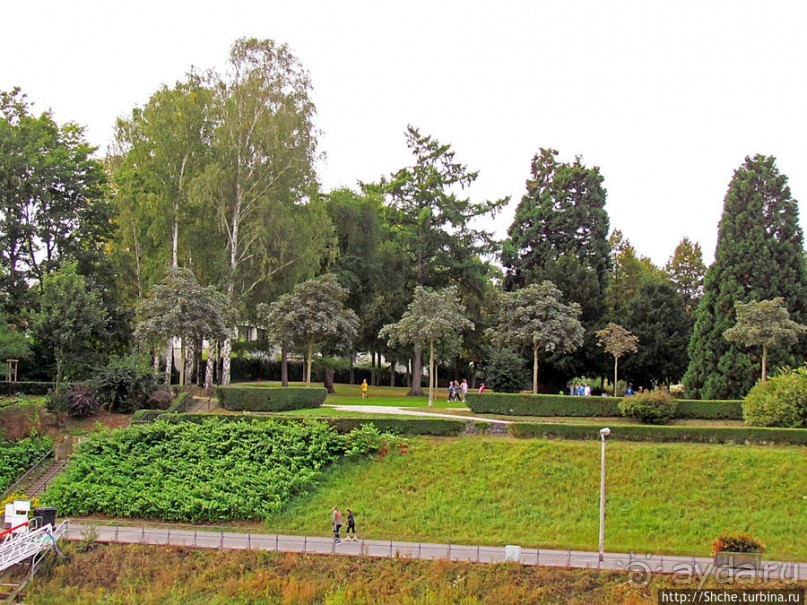 На корабле по Рейну. Предпоследняя остановка Бад-Годесберг