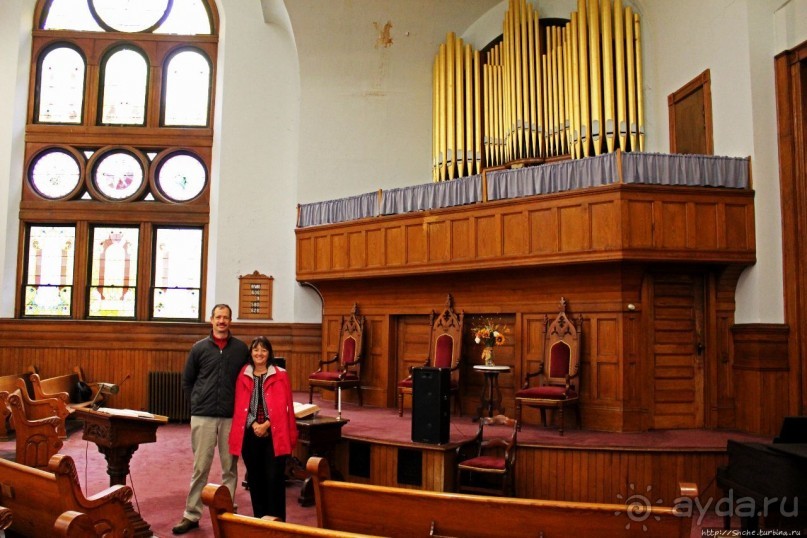 В гостях у Радуги. Первая Баптистская церковь Адамса