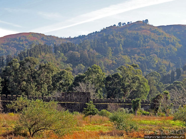 Крепость Гонио. Стены, на стенах, за стенами, внутри стен