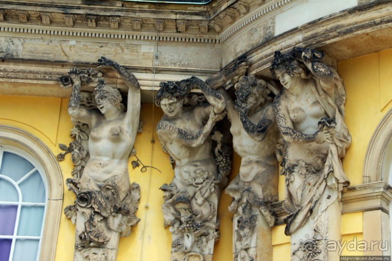 Интерьеры дворца Сан-Суси