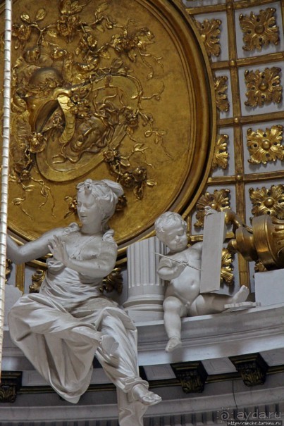 Интерьеры дворца Сан-Суси