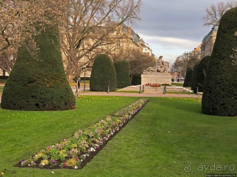 Площадь Республики — главная площадь "немецкого" Страсбурга