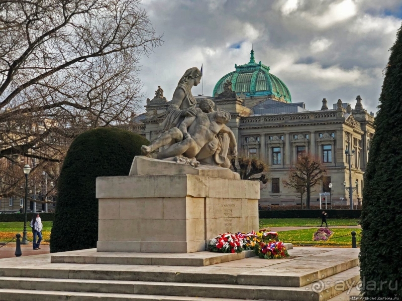 Площадь Республики — главная площадь "немецкого" Страсбурга