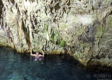 У пещеры нет плохой погоды. Купания в Cathedral Cave
