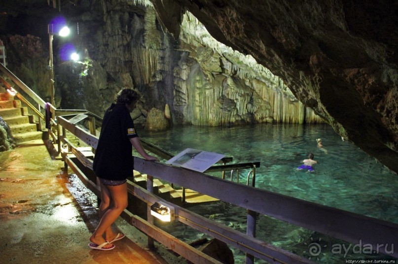 У пещеры нет плохой погоды. Купания в Cathedral Cave