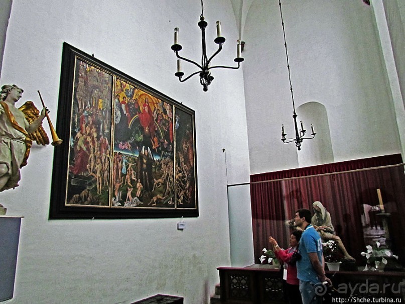 Базилика Мариацка — крупнейшая кирпичная церковь в Европе