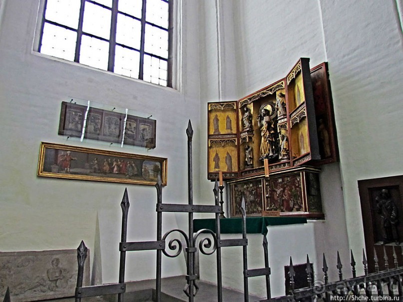 Базилика Мариацка — крупнейшая кирпичная церковь в Европе