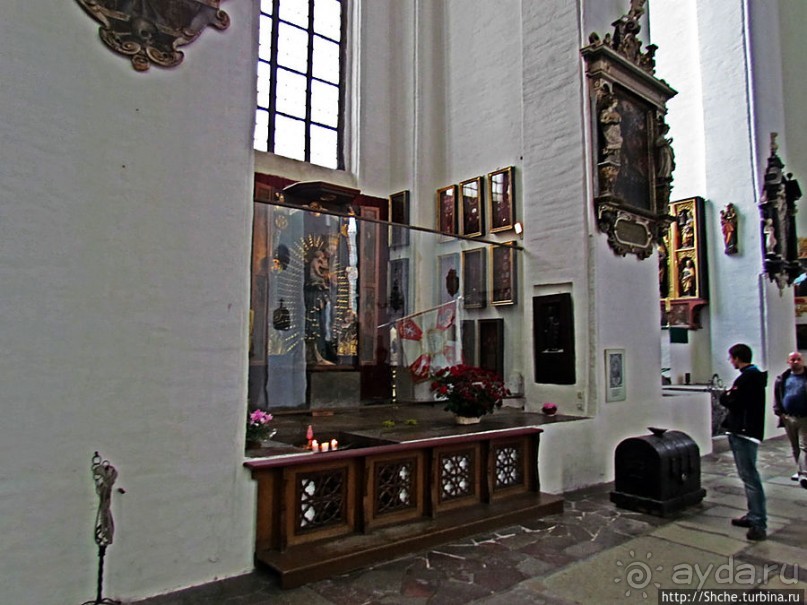 Базилика Мариацка — крупнейшая кирпичная церковь в Европе