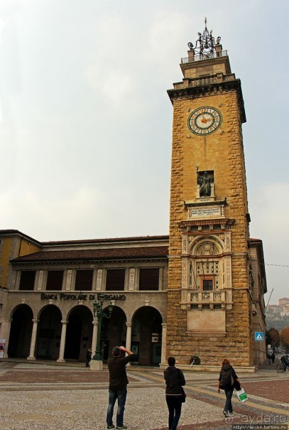 Был в Бергамо, спросил собак о Труфальдино — не знают