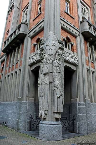 Колокольня Лилля — высочайшая в Европе ( ЮНЕСКО №943-042)