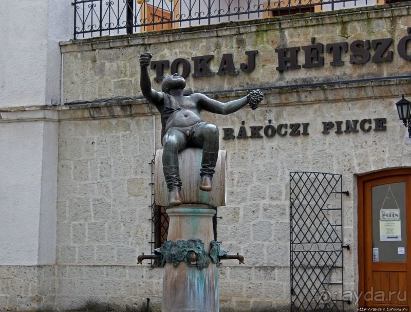 Дегустация токайского в королевском винном погребе Ракоци