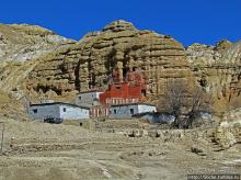 Королевство Ло, Запретное королевство Мустанг — что и как