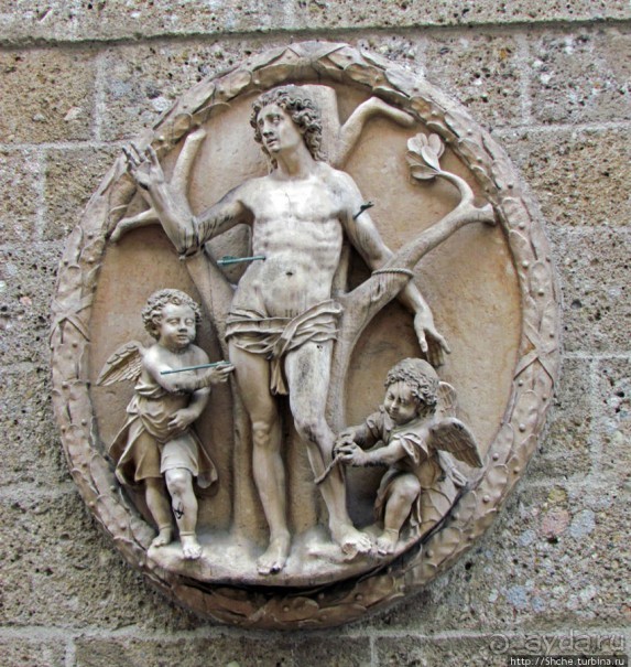 У подножия горы Капуцинов - квазипешеходная зона Зальцбурга