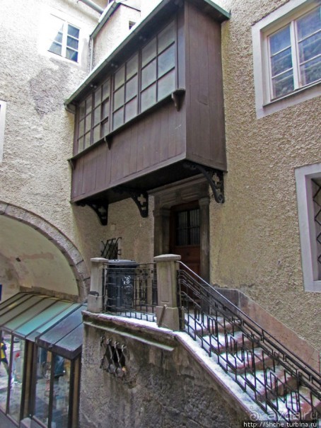 У подножия горы Капуцинов - квазипешеходная зона Зальцбурга