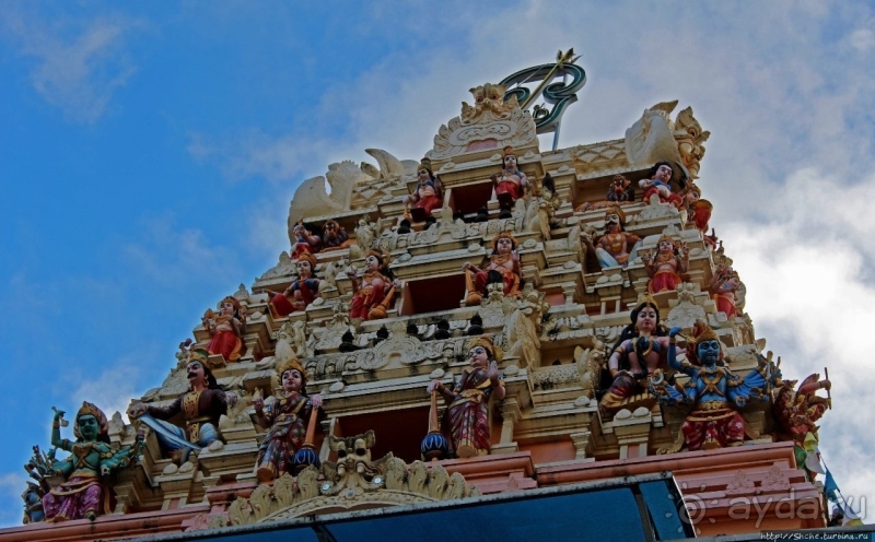 Храм "Великой Могущественной Матери" в Танжунг-Бунгахе