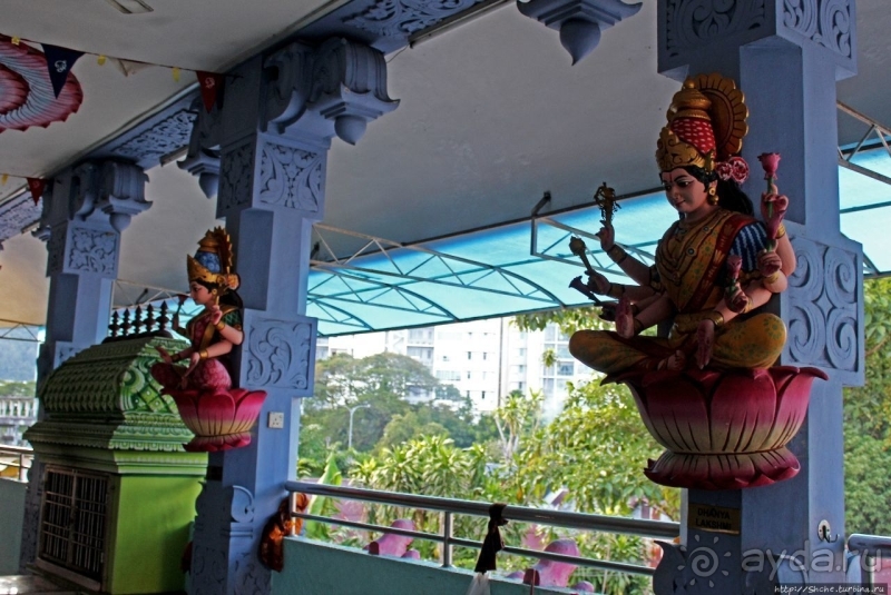 Храм "Великой Могущественной Матери" в Танжунг-Бунгахе