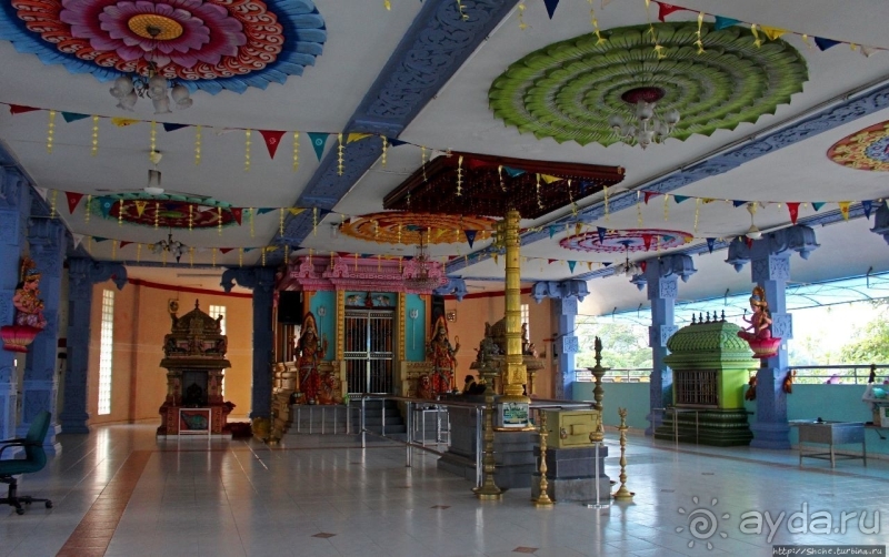 Храм "Великой Могущественной Матери" в Танжунг-Бунгахе