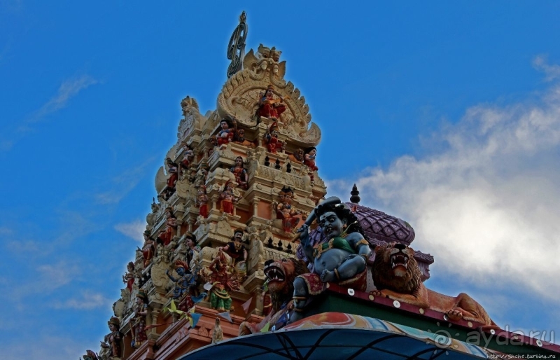 Храм "Великой Могущественной Матери" в Танжунг-Бунгахе