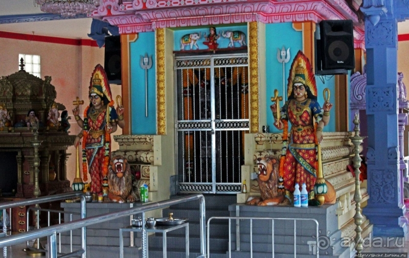 Храм "Великой Могущественной Матери" в Танжунг-Бунгахе