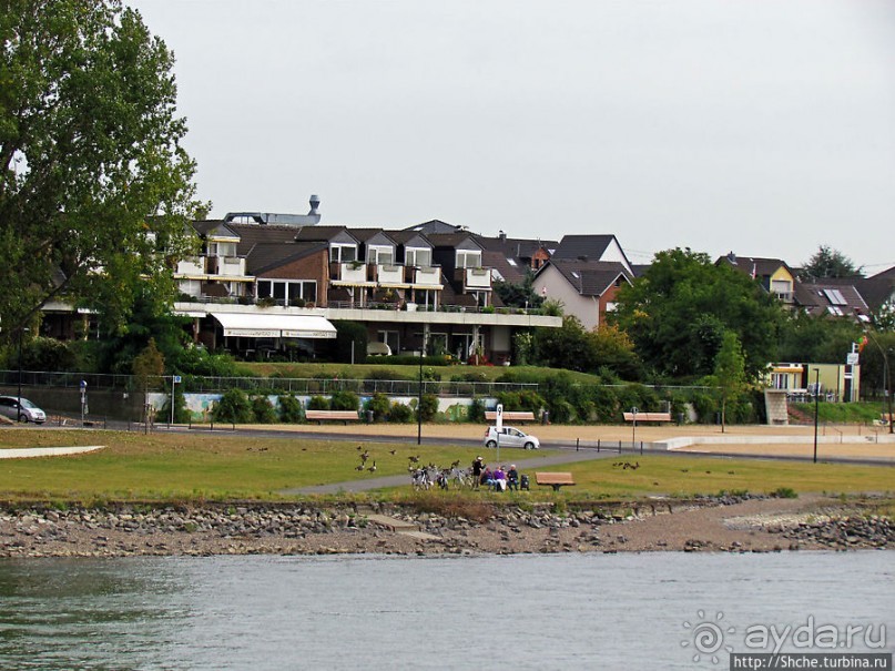 Дальше вверх по Рейну. Мондорф — город напротив Весселинга