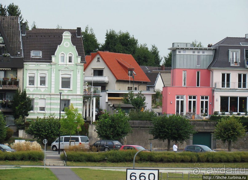 Дальше вверх по Рейну. Мондорф — город напротив Весселинга
