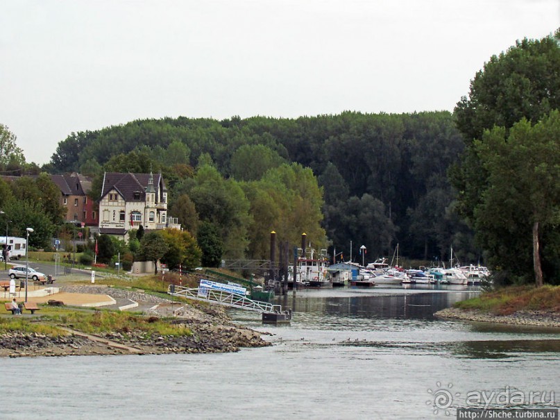 Дальше вверх по Рейну. Мондорф — город напротив Весселинга