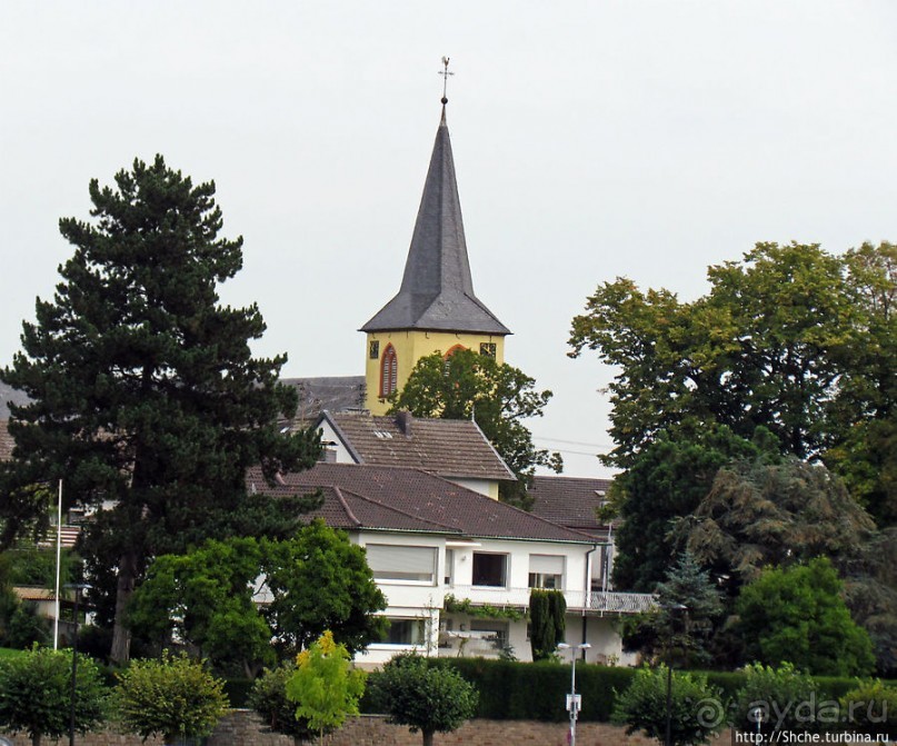 Дальше вверх по Рейну. Мондорф — город напротив Весселинга