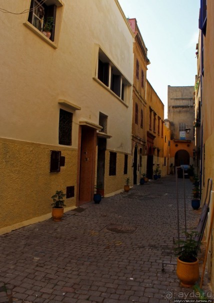 Марокканский колорит внутри старой португальской крепости