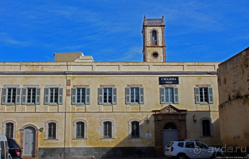 Марокканский колорит внутри старой португальской крепости