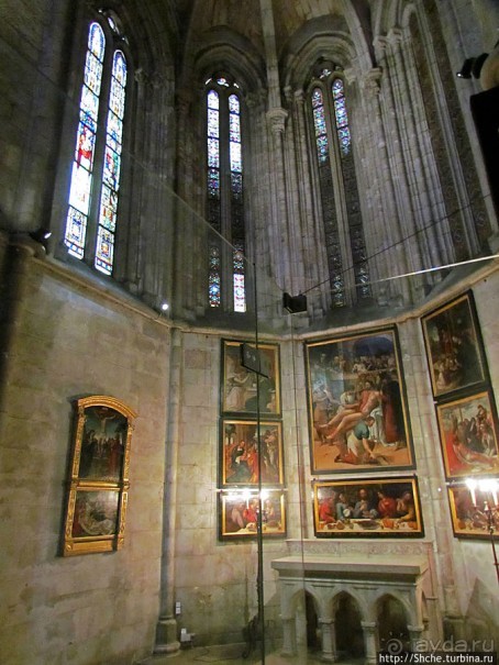 Кафедральный собор Лиссабона в арабском квартале "Алфама"