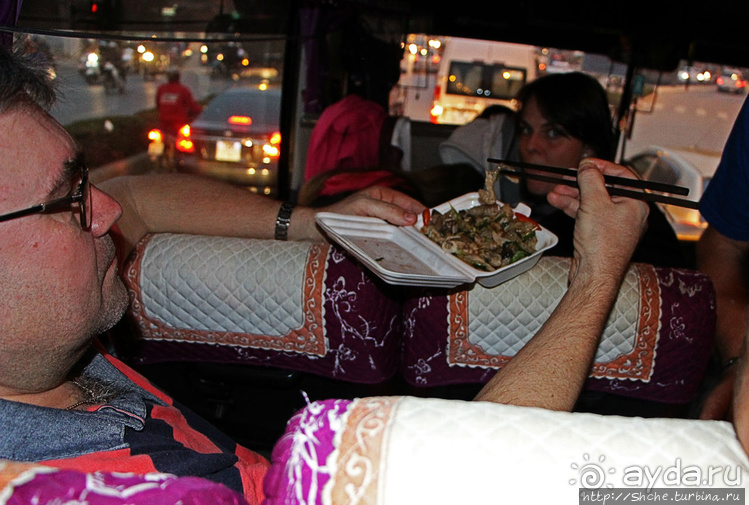 Попили кровушки кобриной, отведали мяска гадиного (18+)