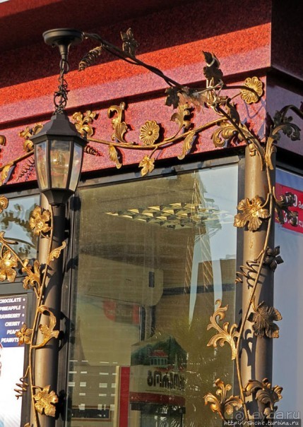 Бульвар — обнаженная набережная Батуми