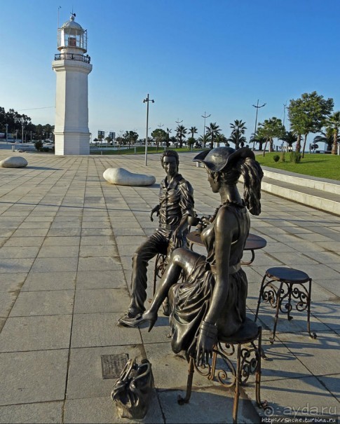 Бульвар — обнаженная набережная Батуми