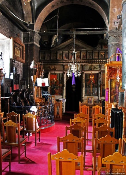 Монастырь святой Анастасии Узорешительницы (9 век)