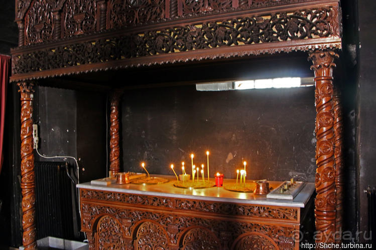 Монастырь святой Анастасии Узорешительницы (9 век)