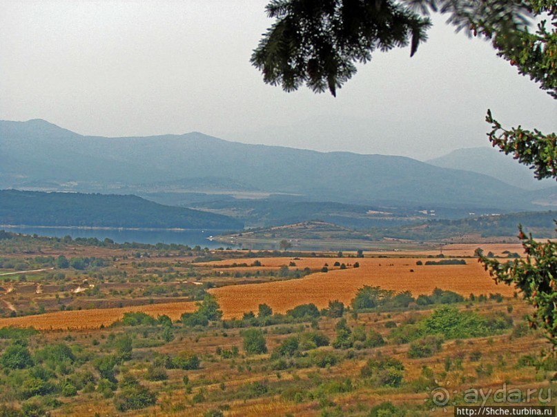 Болгарские краевиды. Берега озера Огоста близ Монтаны
