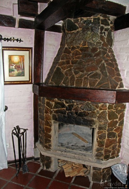 Павлины и пианино в кустах