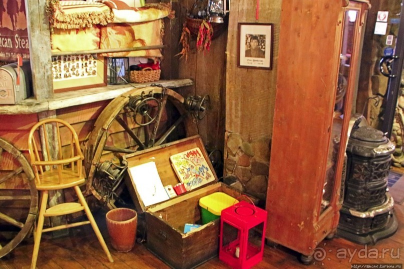 Настоящий американский салун (статус "закрыто навсегда")