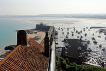 Отлив и солнце — день чудесный... Горей — джерсийский тупик