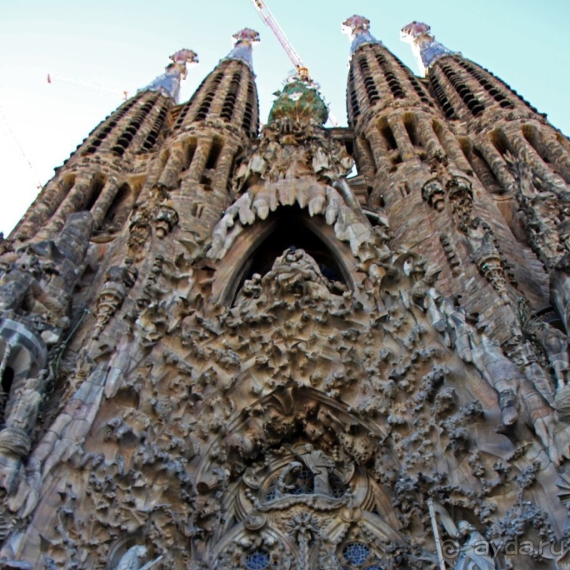 Саграда Фамилиа — незаконная стройка под охраной ЮНЕСКО
