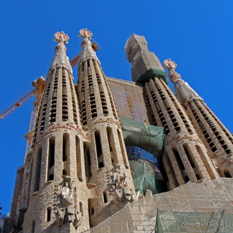 Саграда Фамилиа — незаконная стройка под охраной ЮНЕСКО