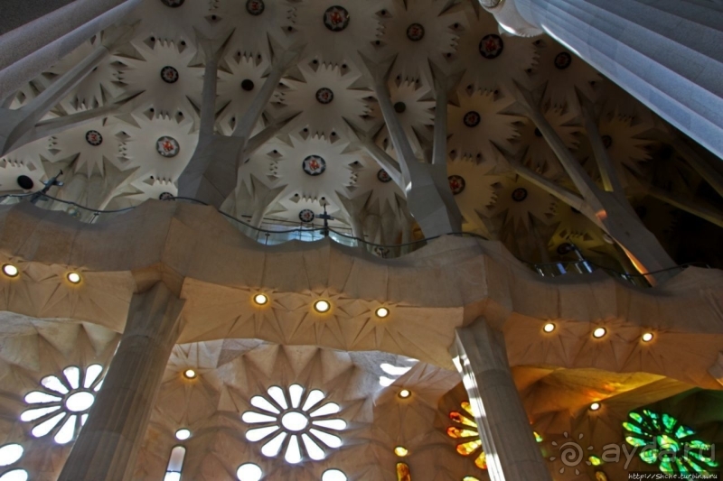 Саграда Фамилиа — незаконная стройка под охраной ЮНЕСКО