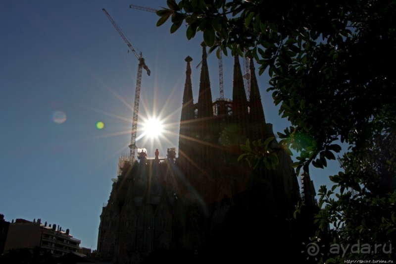 Саграда Фамилиа — незаконная стройка под охраной ЮНЕСКО