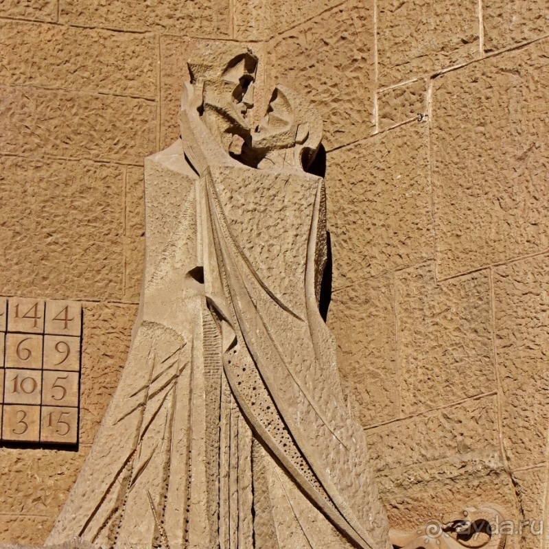 Саграда Фамилиа — незаконная стройка под охраной ЮНЕСКО