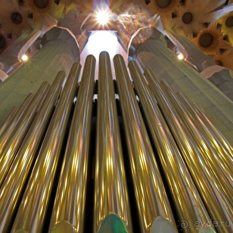 Саграда Фамилиа — незаконная стройка под охраной ЮНЕСКО