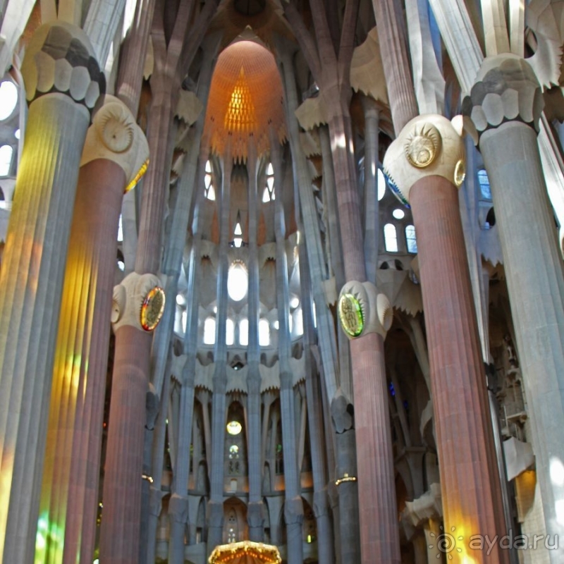 Саграда Фамилиа — незаконная стройка под охраной ЮНЕСКО