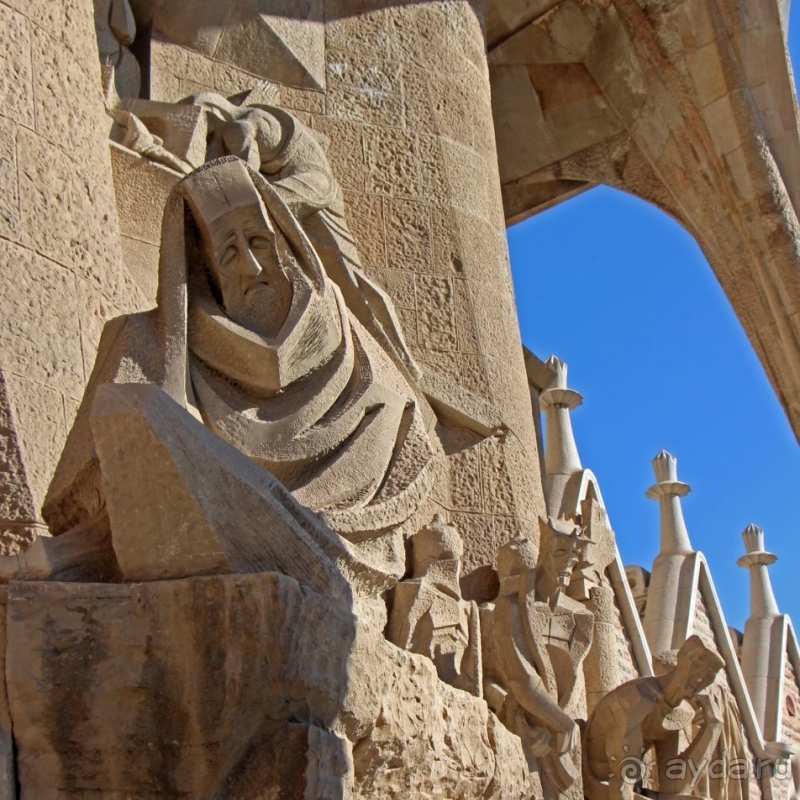 Саграда Фамилиа — незаконная стройка под охраной ЮНЕСКО