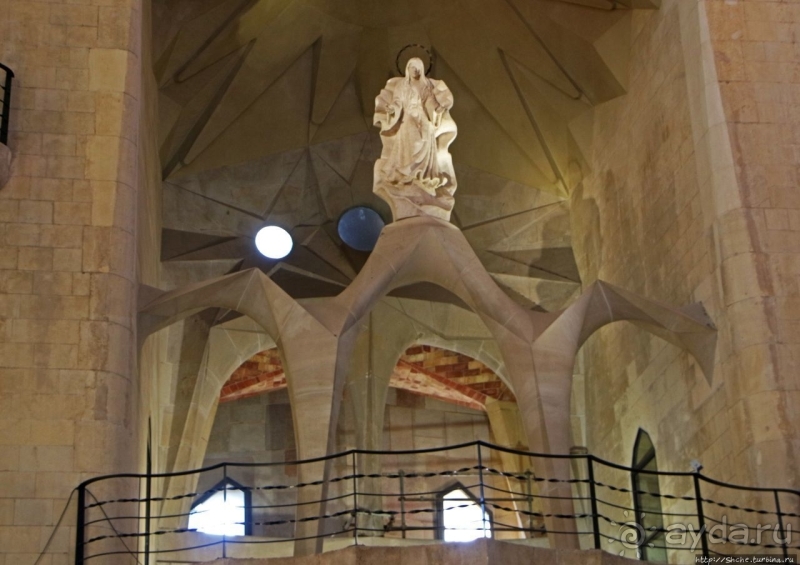 Саграда Фамилиа — незаконная стройка под охраной ЮНЕСКО