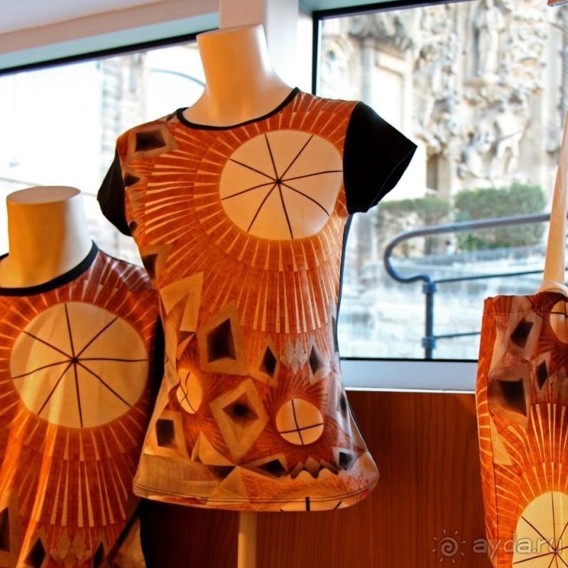 Саграда Фамилиа — незаконная стройка под охраной ЮНЕСКО