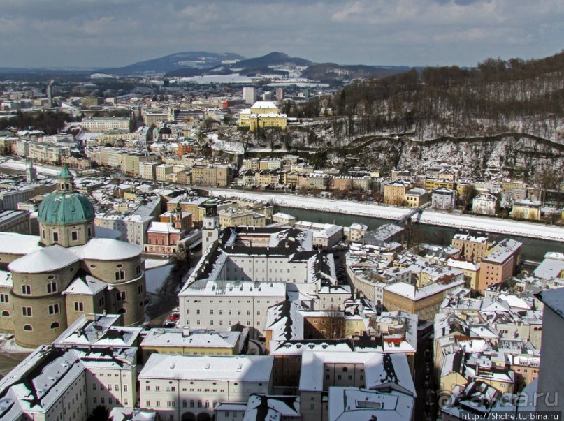 Второй уровень Зальцбурга - со стен крепости Хоэнзальцбург